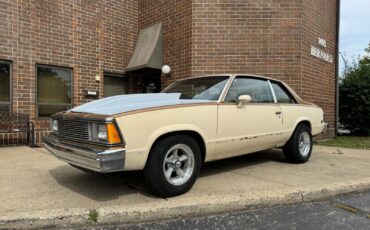 Chevrolet-Malibu-Coupe-1980-1