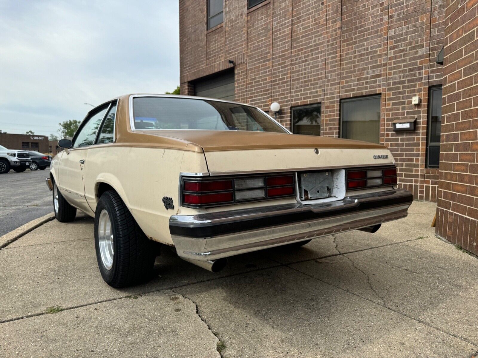 Chevrolet-Malibu-Coupe-1980-4