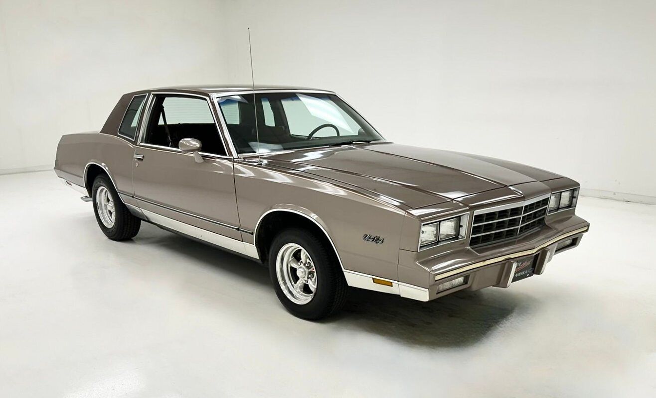 Chevrolet-Monte-Carlo-1984-6