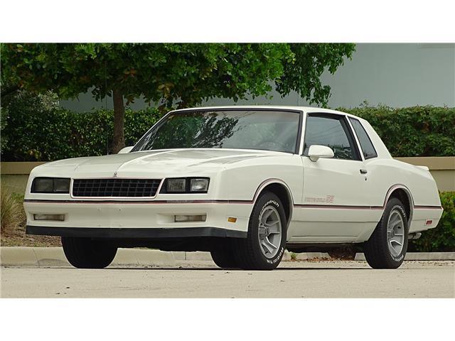 Chevrolet-Monte-Carlo-1986-3