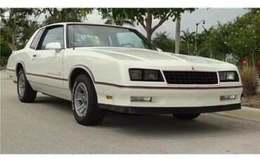 Chevrolet-Monte-Carlo-1986-7