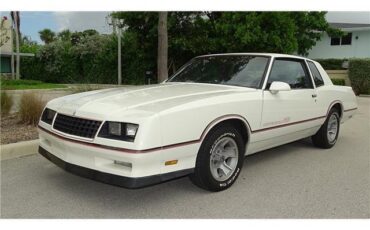 Chevrolet-Monte-Carlo-1986-8