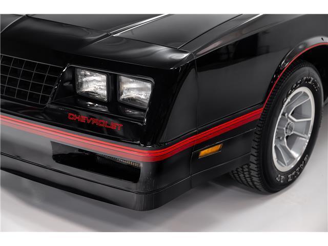 Chevrolet-Monte-Carlo-1987-4