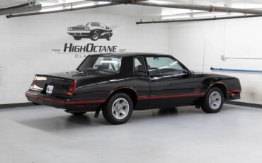 Chevrolet-Monte-Carlo-1988-30