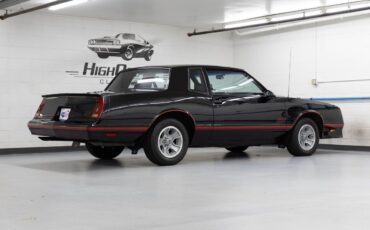 Chevrolet-Monte-Carlo-1988-32