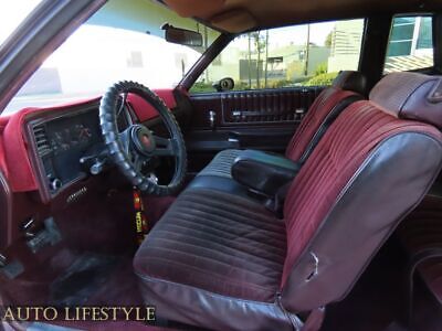 Chevrolet-Monte-Carlo-Coupe-1985-22