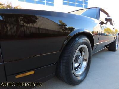 Chevrolet-Monte-Carlo-Coupe-1985-5