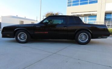 Chevrolet-Monte-Carlo-Coupe-1985-7