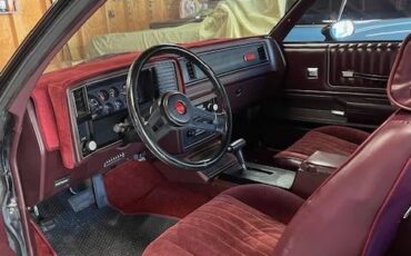 Chevrolet-Monte-carlo-ss-1985-6