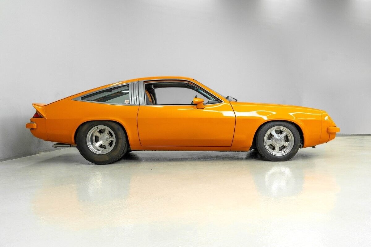 Chevrolet-Monza-Coupe-1977-7