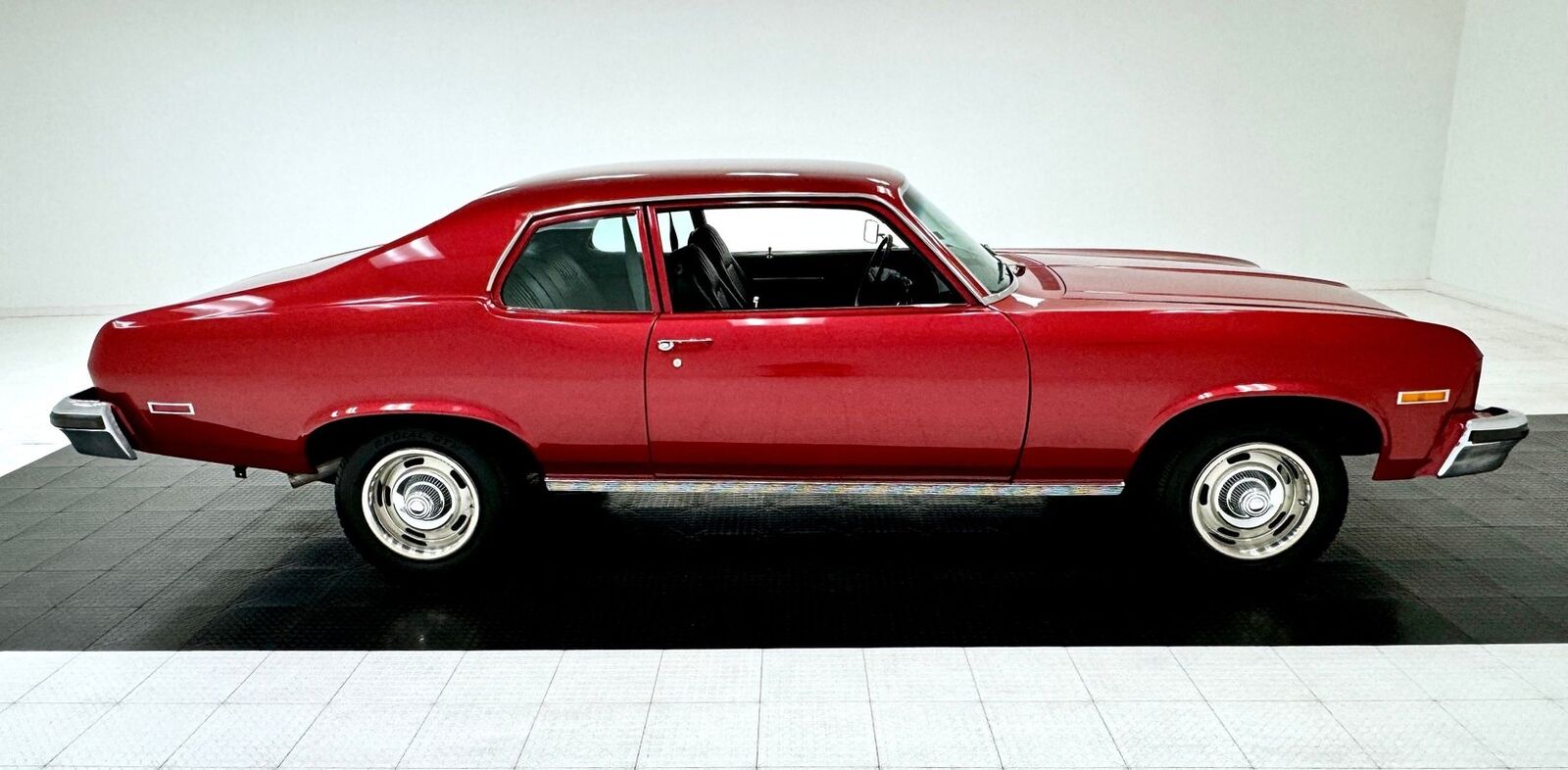 Chevrolet-Nova-1974-5