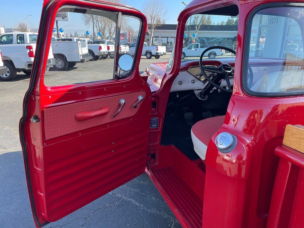 Chevrolet-Other-Pickups-1955-38