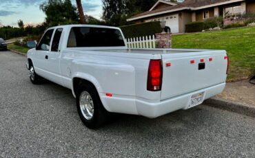 Chevrolet-Other-Pickups-1990-2