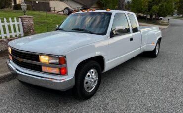 Chevrolet-Other-Pickups-1990-7