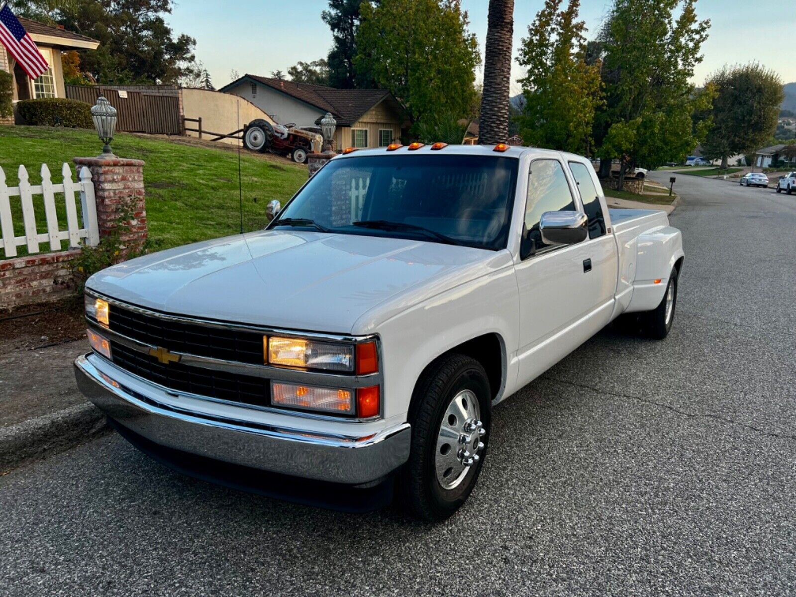 Chevrolet-Other-Pickups-1990-9