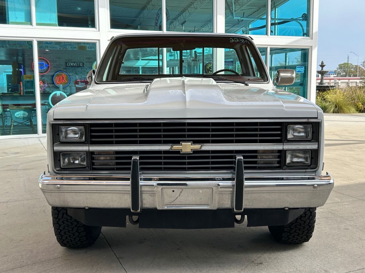 Chevrolet-Other-Pickups-Pickup-1984-1