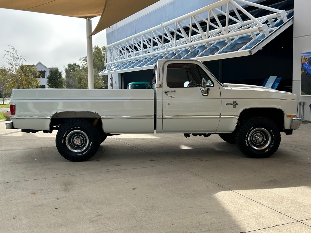 Chevrolet-Other-Pickups-Pickup-1984-3