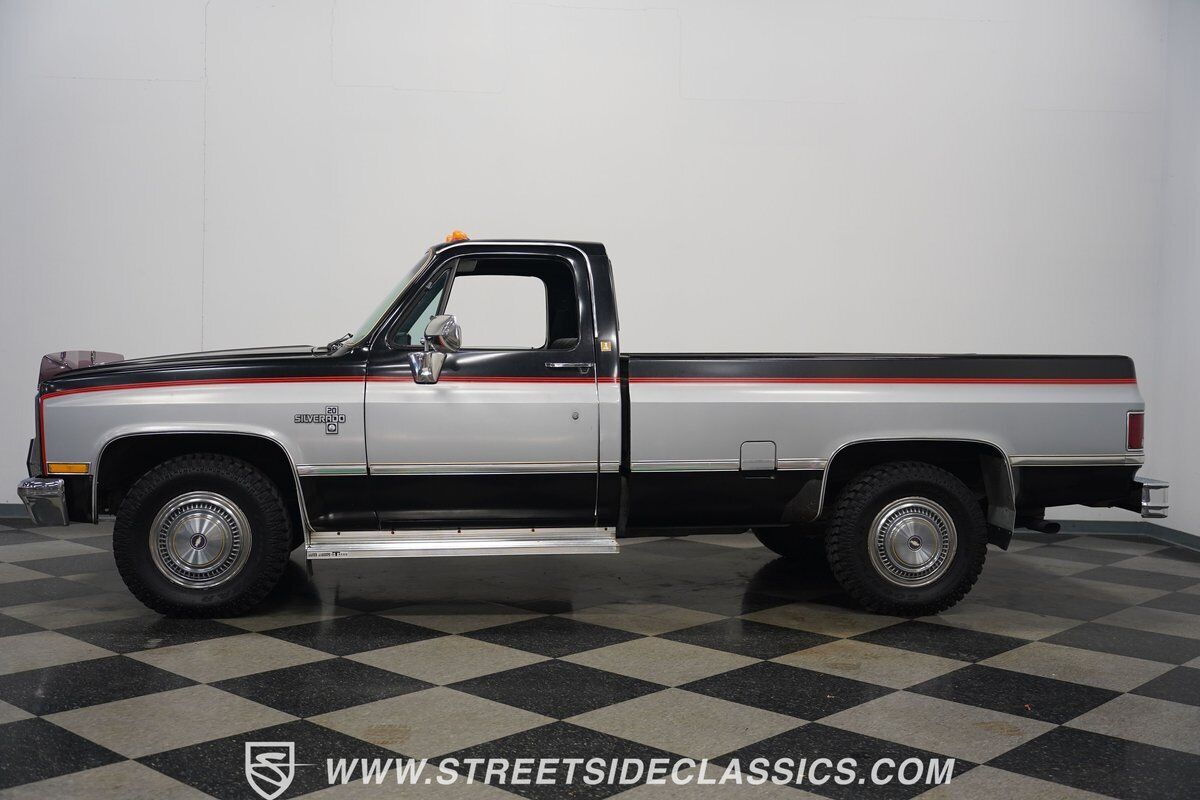 Chevrolet-Other-Pickups-Pickup-1984-8