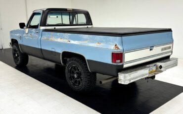 Chevrolet-Other-Pickups-Pickup-1985-2