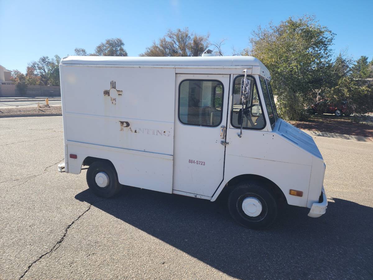 Chevrolet-P10-stepvan-1977-5