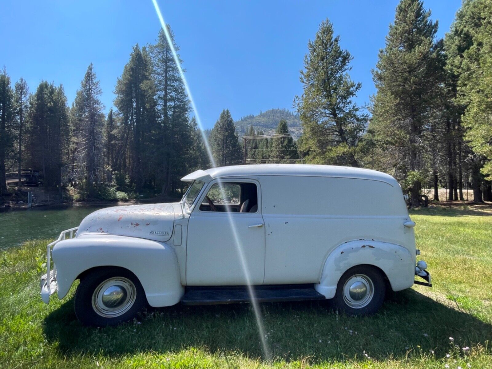 Chevrolet-Panel-SUV-1948-19