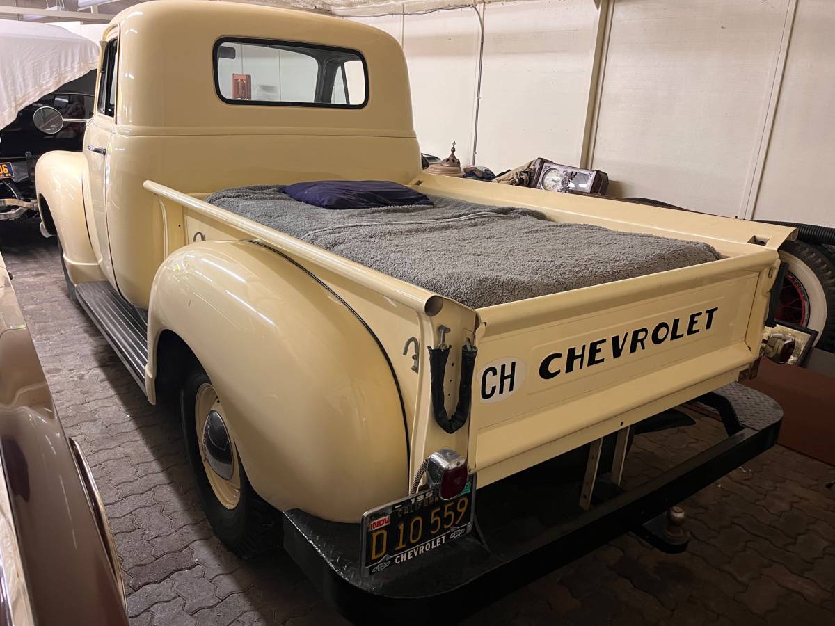 Chevrolet-Pickup-1951-2