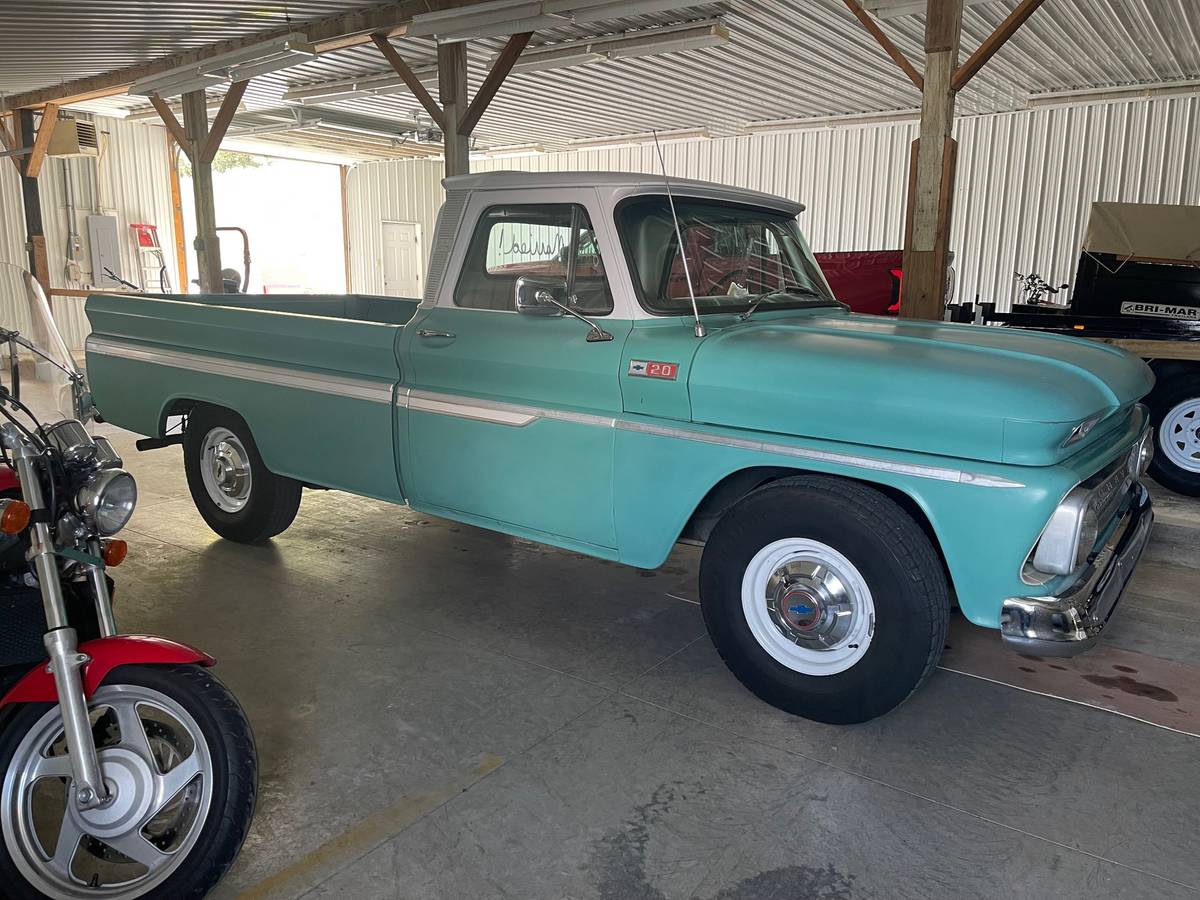 Chevrolet-Pickup-truck-1965-1