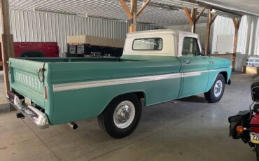 Chevrolet-Pickup-truck-1965