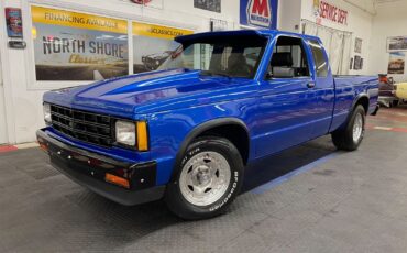 Chevrolet-S-10-1983-1