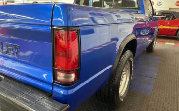 Chevrolet-S-10-1983-22