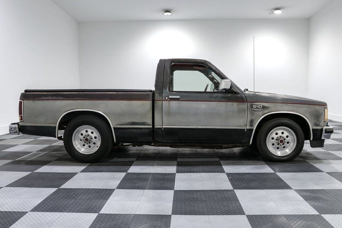 Chevrolet-S-10-Pickup-1982-7