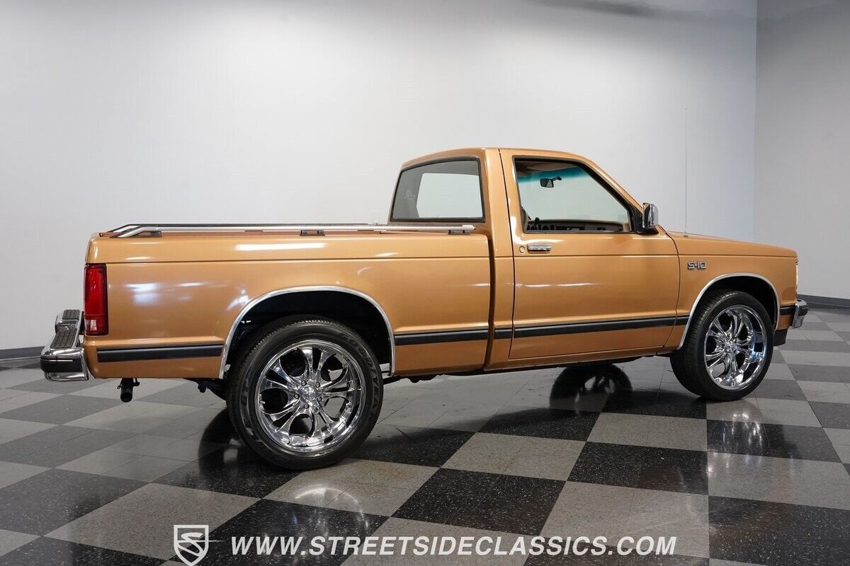 Chevrolet-S-10-Pickup-1984-13