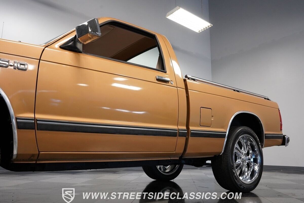 Chevrolet-S-10-Pickup-1984-22