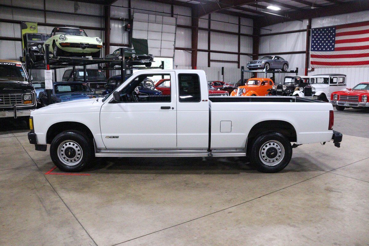 Chevrolet-S-10-Pickup-1992-3