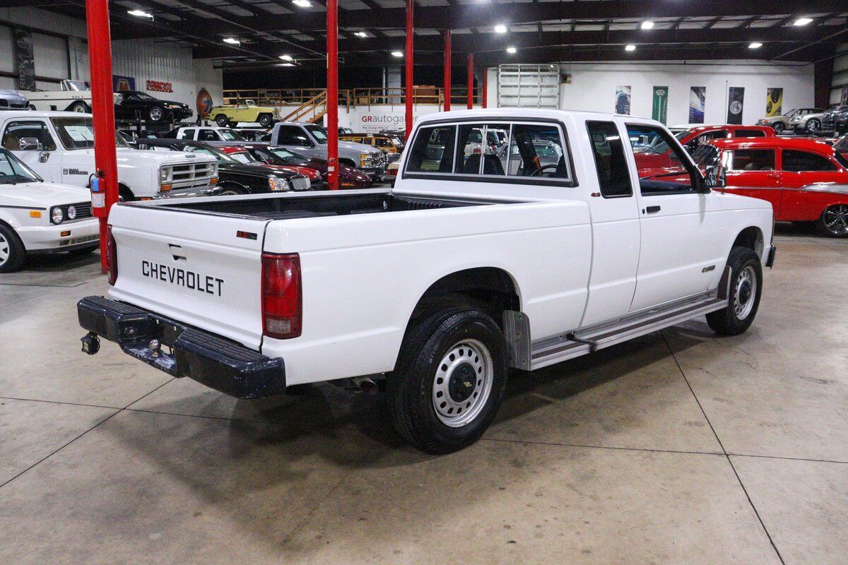 Chevrolet-S-10-Pickup-1992-7