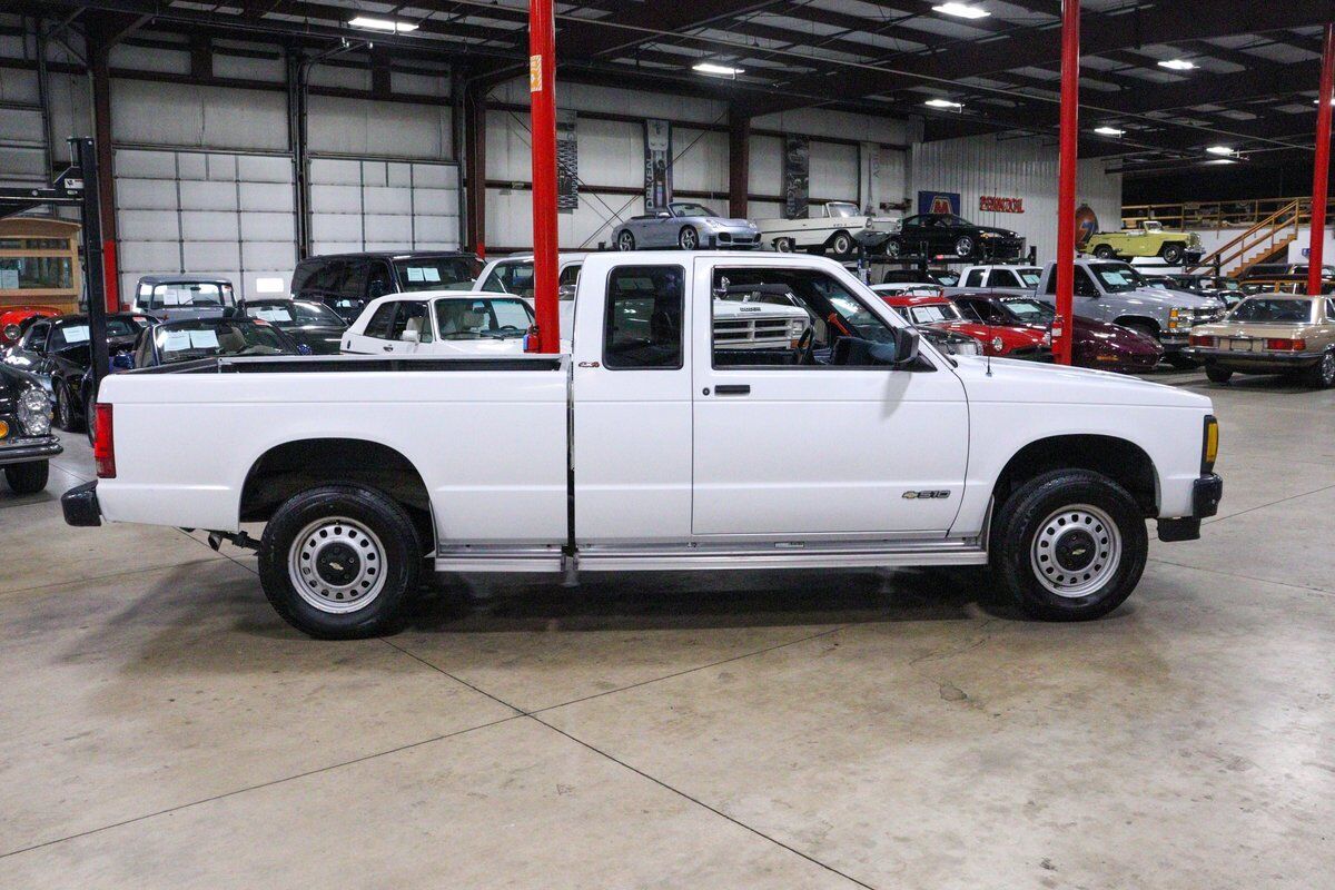 Chevrolet-S-10-Pickup-1992-9