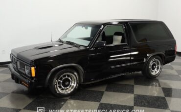 Chevrolet-S-10-SUV-1985-5