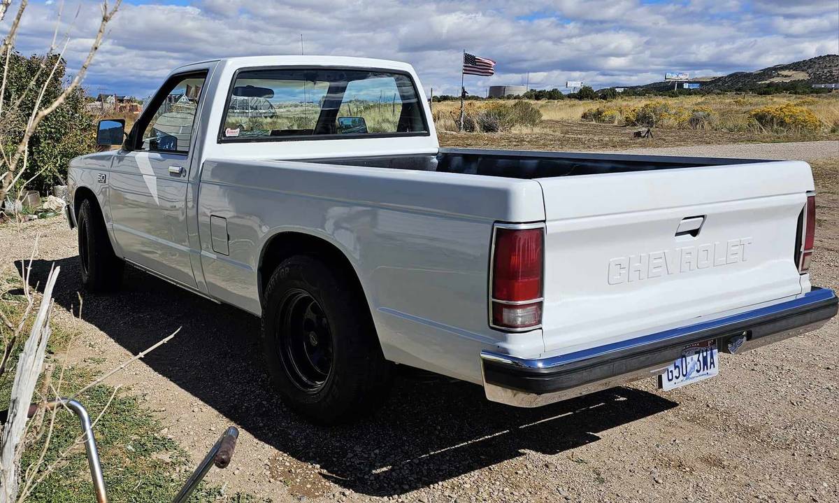 Chevrolet-S10-pickup-1988-2