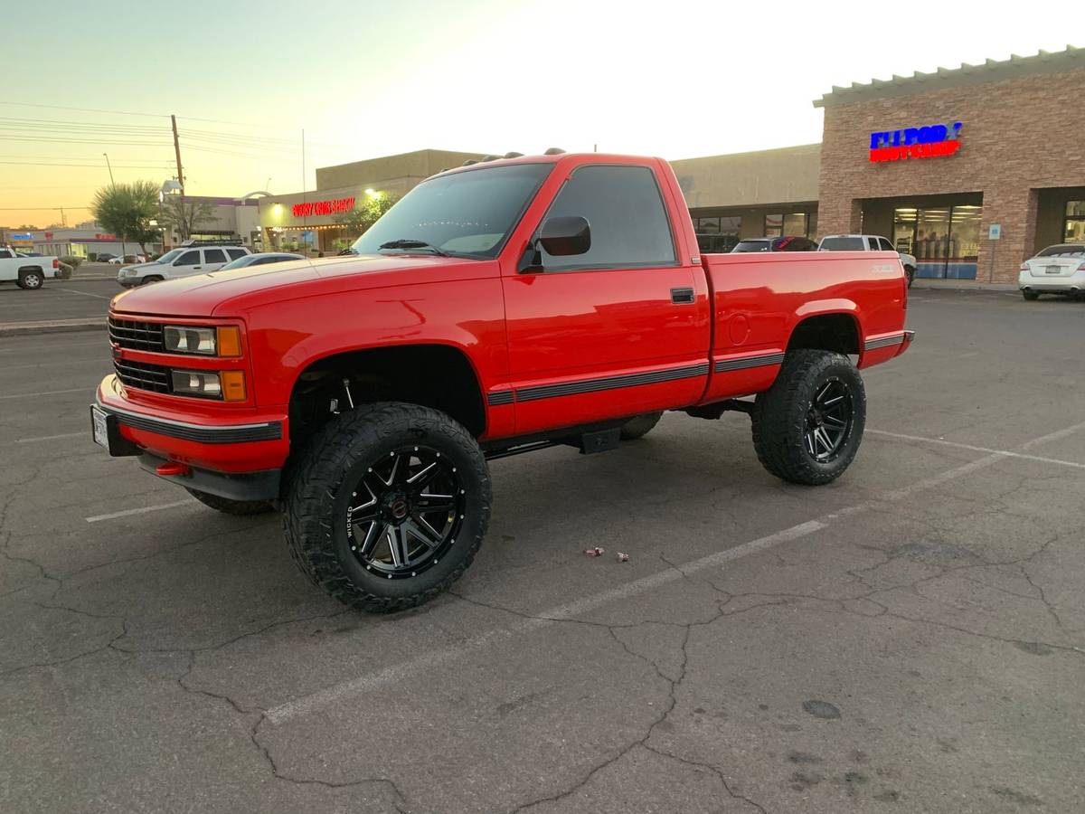 Chevrolet-Silverado-1500-1988-1