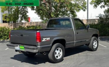 Chevrolet-Silverado-1500-4x4-regular-cab-short-bed-z71-v8-5.-1992-3