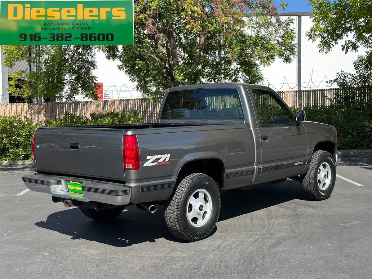 Chevrolet-Silverado-1500-4x4-regular-cab-short-bed-z71-v8-5.-1992-3