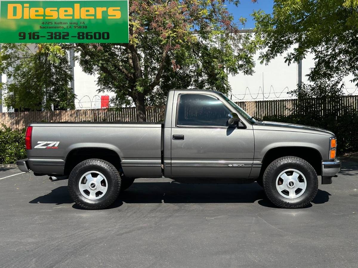 Chevrolet-Silverado-1500-4x4-regular-cab-short-bed-z71-v8-5.-1992-4