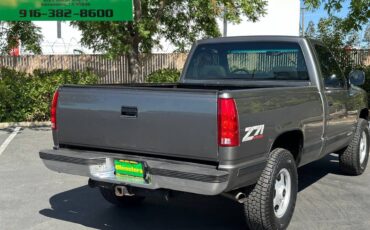 Chevrolet-Silverado-1500-4x4-regular-cab-short-bed-z71-v8-5.-1992-6