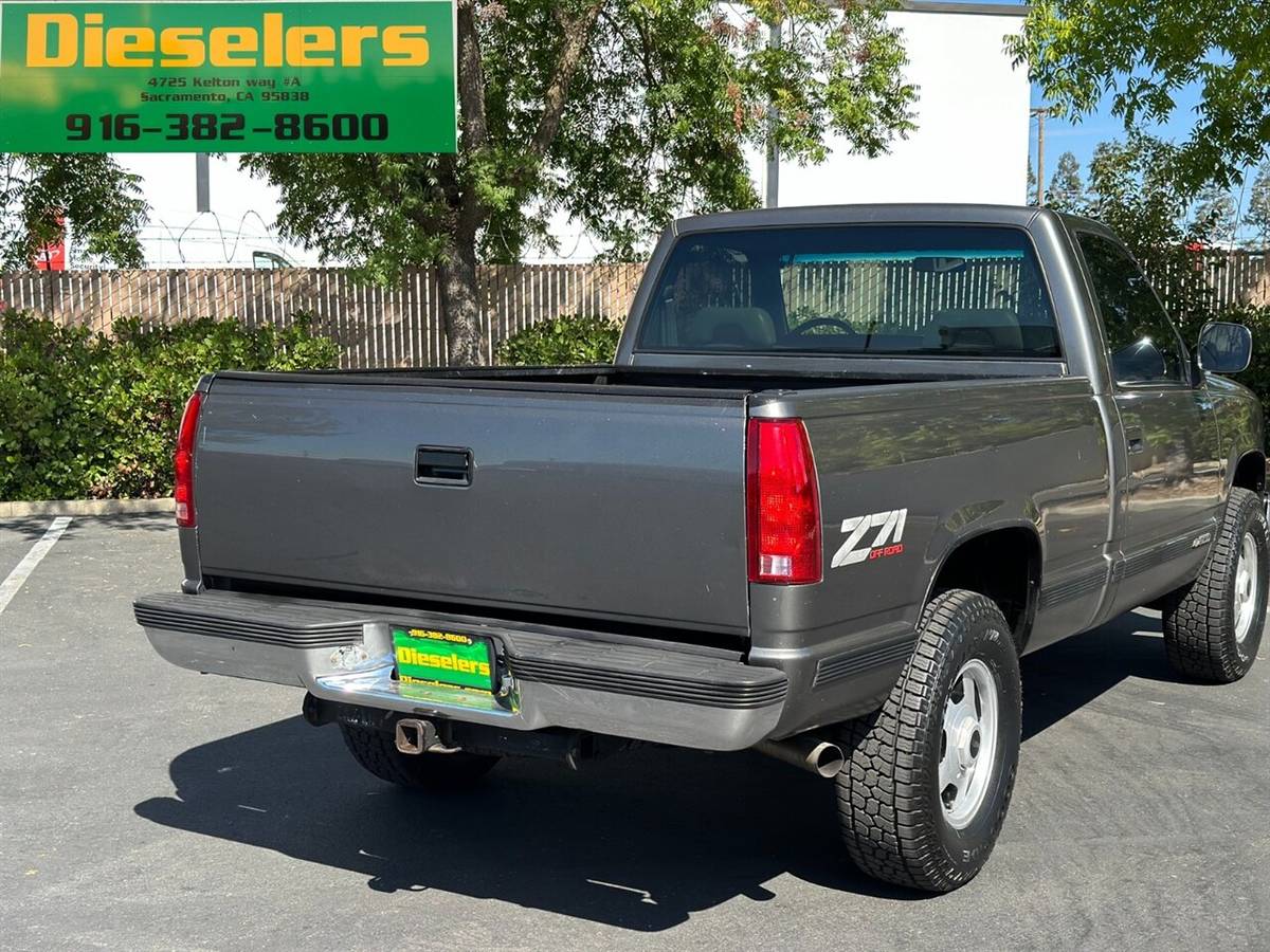 Chevrolet-Silverado-1500-4x4-regular-cab-short-bed-z71-v8-5.-1992-6