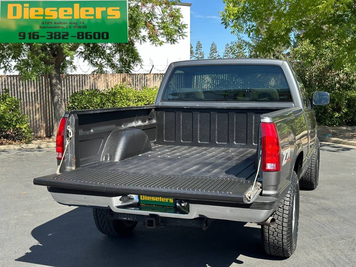 Chevrolet-Silverado-1500-4x4-regular-cab-short-bed-z71-v8-5.-1992-7