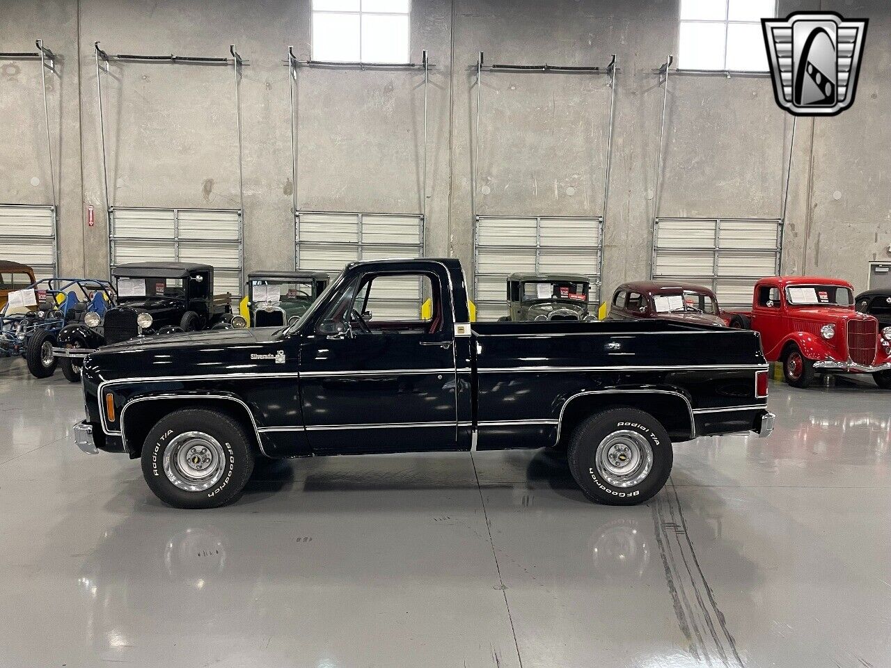 Chevrolet-Silverado-1500-Pickup-1979-3