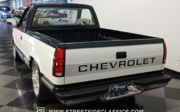 Chevrolet-Silverado-1500-Pickup-1988-7