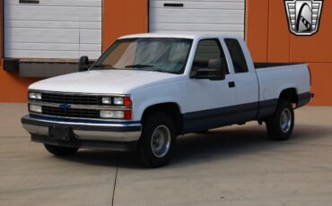 Chevrolet-Silverado-1500-Pickup-1989-2