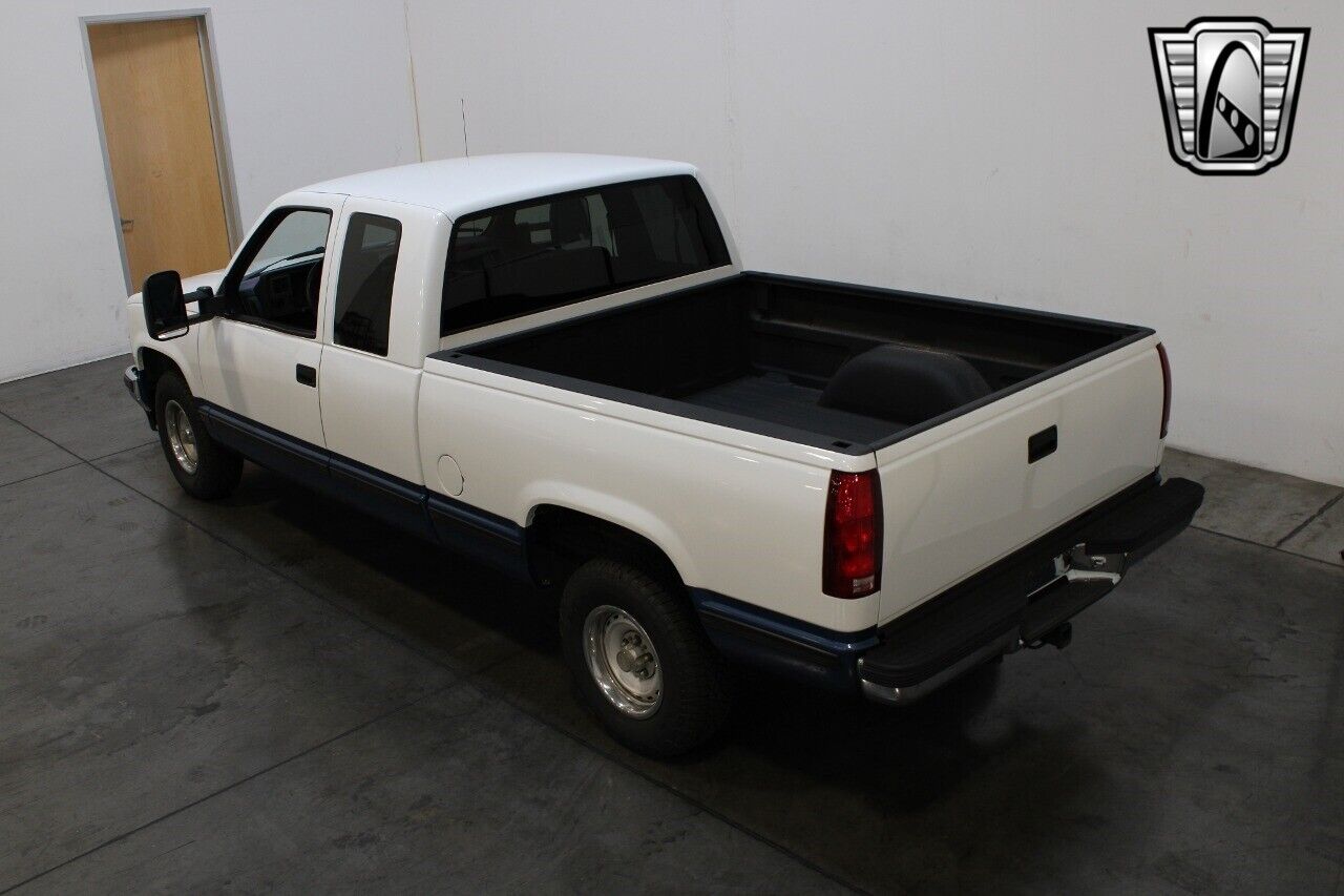 Chevrolet-Silverado-1500-Pickup-1989-9