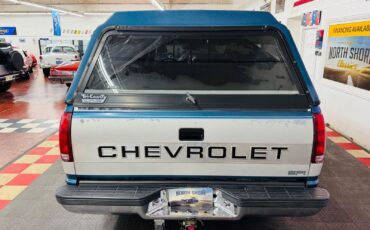 Chevrolet-Silverado-1500-Pickup-1990-13